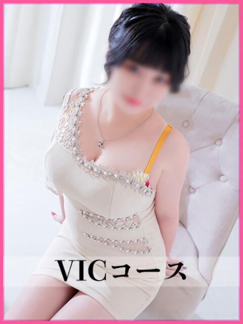 なつめ【VIC】 ROYAL STAR（デリヘル）