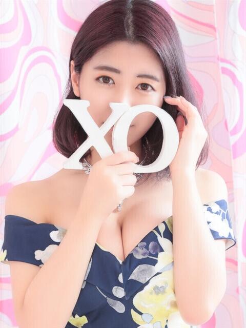 Madoka マドカ XOXO Hug&Kiss （ハグアンドキス）（デリヘル）