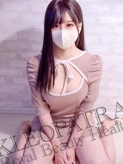めぐみ★スレンダー巨乳S級美女 Royal Beauty Health クレオパトラ（デリヘル）