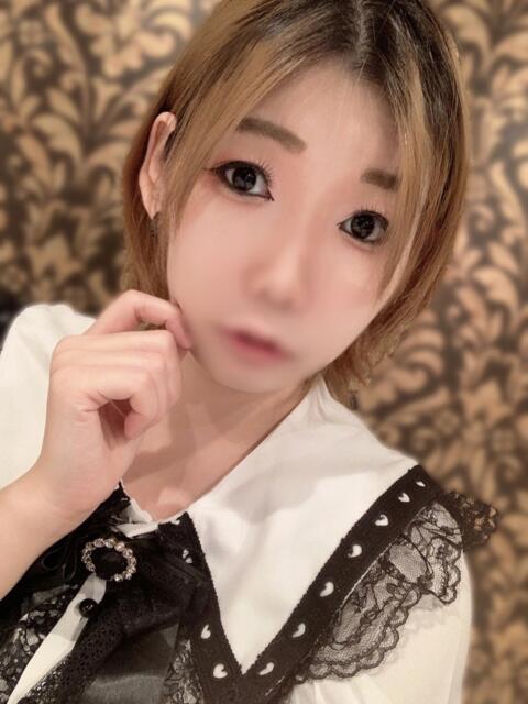 ふゆ とある風俗店♡やりすぎさーくる新宿大久保店♡で色んな無料オプションしてみました（デリヘル）