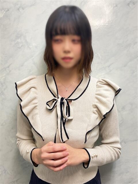 まみ 渋谷くいーんず（素人専門ホテヘル＆デリヘル）