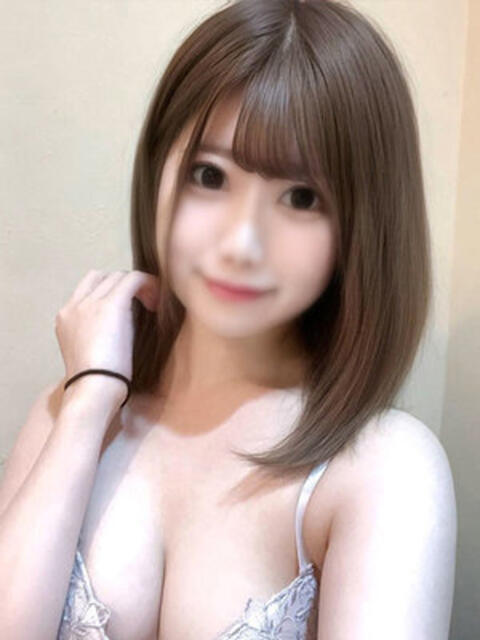 宇野つむぎ 断りきれない美人マッサージ嬢たち（デリヘル＆エステ）