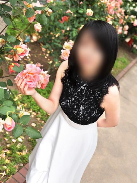 貴子 東京人妻フォーシーズンズ（人妻・熟女待ち合わせデリヘル）