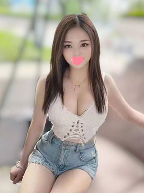 りな パジャマでおじゃま（アジアンデリヘル）