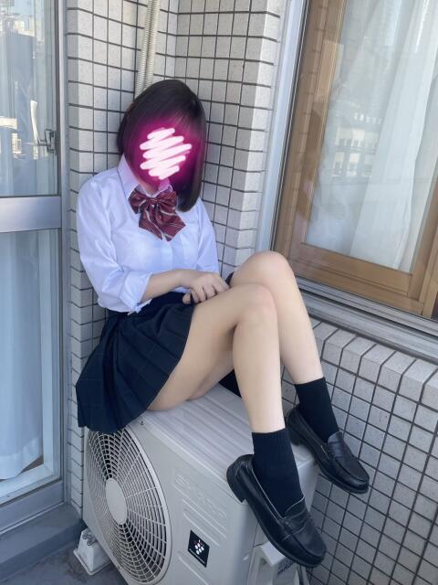 小鈴みおん 池袋派遣型JKリフレ age8（派遣リフレ）