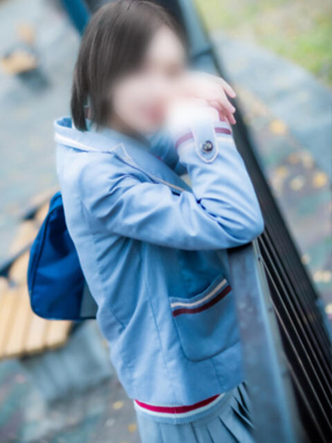 水樹　なな しゃせきょっ!XX教育される制服女子たち（ホテヘル）