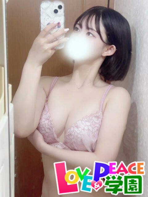 みな 山梨　風俗　デリヘル　 『ラブ＆ピース学園』（デリヘル）