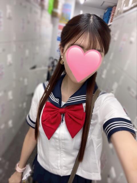 しおな Vivienne池袋西口店(キャバクラ)