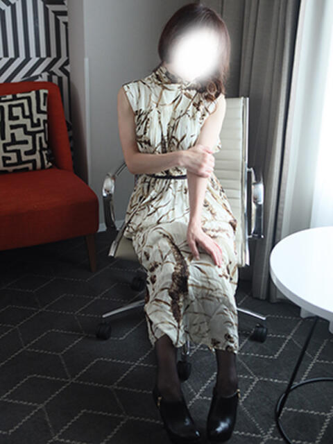 福島佐和子 大阪人妻花壇（人妻デリヘル）