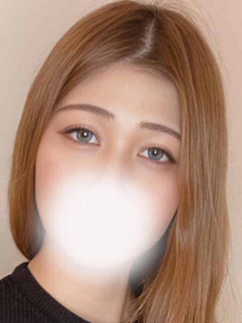 皆川ひいな ハプニング痴漢電車or全裸入室（ホテヘル）