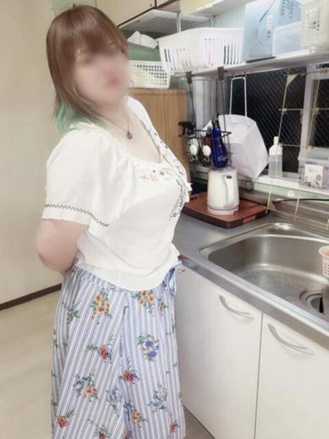 えり Gカップ Tuntuni輝き元祖大丸（ぽっちゃりデリヘル）