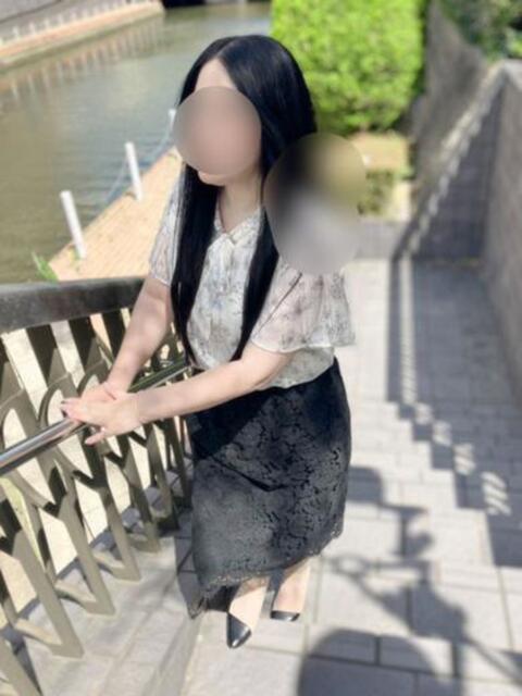 おりえ【最高のオトナ綺麗】 Tuntuni輝き元祖大丸（ぽっちゃりデリヘル）