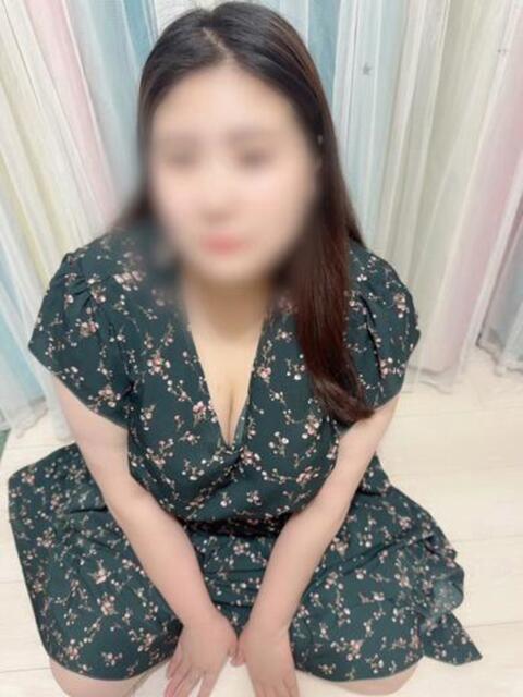 かんな【⚪︎⚪︎ピンクで可愛い】 Tuntuni輝き元祖大丸（ぽっちゃりデリヘル）