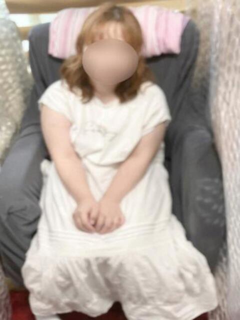 とまと【素人系抜群の愛嬌】 Tuntuni輝き元祖大丸（ぽっちゃりデリヘル）