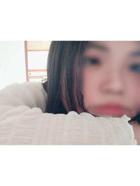 くるみ【ニコニコ☆フィバー】 Tuntuni輝き大国肉感フェチ（ぽっちゃりデリヘル）