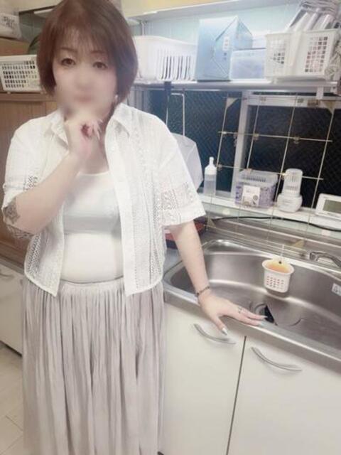 ひびき【エス感じる熟女の色気】 Tuntuni輝き元祖大丸（ぽっちゃりデリヘル）