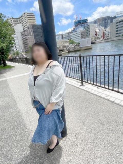 さつき【濃厚肉感度】 Tuntuni輝き大国肉感フェチ（ぽっちゃりデリヘル）