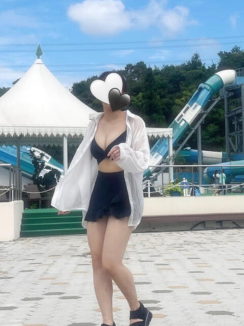 モエ GOGO!キャバクラ-電車編-(セクキャバ)