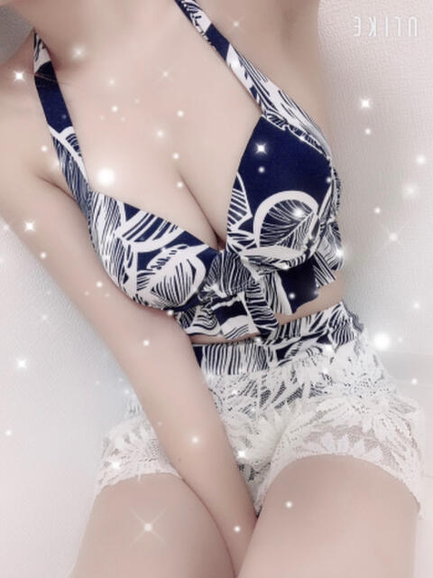 クルミ GOGO!キャバクラ-電車編-(セクキャバ)