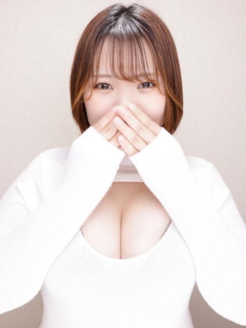 片野 BBW横浜店（巨乳・巨尻・痴女専門デリヘル）