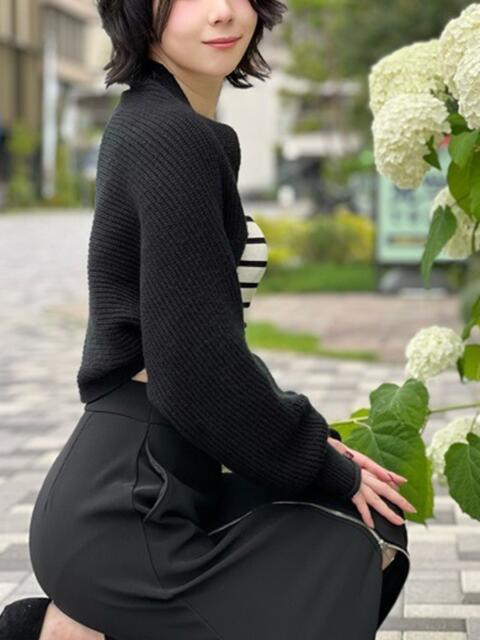 福咲じゅん 月の真珠-新宿-(デリヘル(人妻若妻専門店))