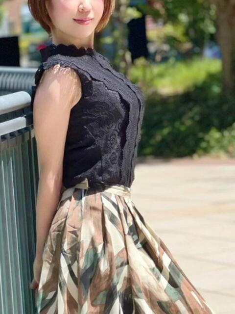 竹下まり 月の真珠-新宿-(デリヘル(人妻若妻専門店))