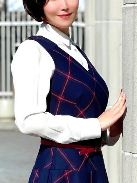 花澤もも 月の真珠-新宿-(デリヘル(人妻若妻専門店))