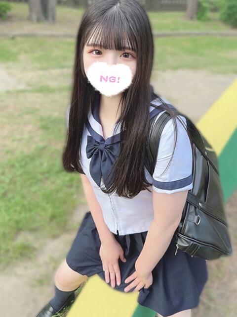 りぼん 学校帰りの妹に手コキしてもらった件 梅田（オナクラ）