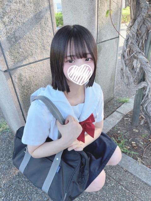 みりや 学校帰りの妹に手コキしてもらった件 梅田（オナクラ）