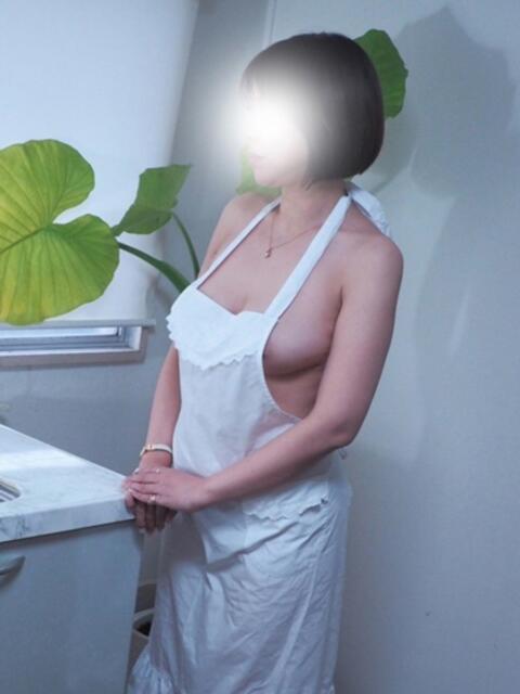 南野ひかる おいしい人妻熟女（人妻熟女系デリヘル）