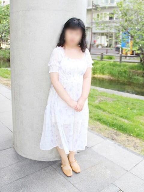 ももこ 完熟ばなな札幌・すすきの（人妻熟女デリヘル）