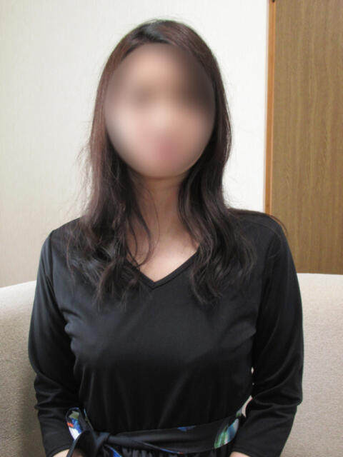 高藤 莉々 人妻専門店 みだれた密会（人妻デリヘル）