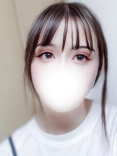 秋山ゆなこ 全裸革命orおもいっきり痴漢電車（新大久保/ホテヘル）