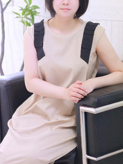 石原　えみ ベルサイユの薔薇（デリヘル）