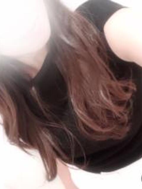 えり 奥さんの手（性感マッサージ）