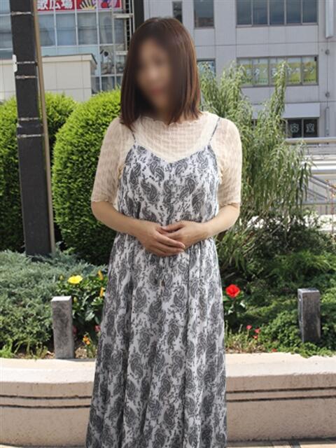 みなよ 松戸駅西口ママ友さーくる(人妻デリヘル)