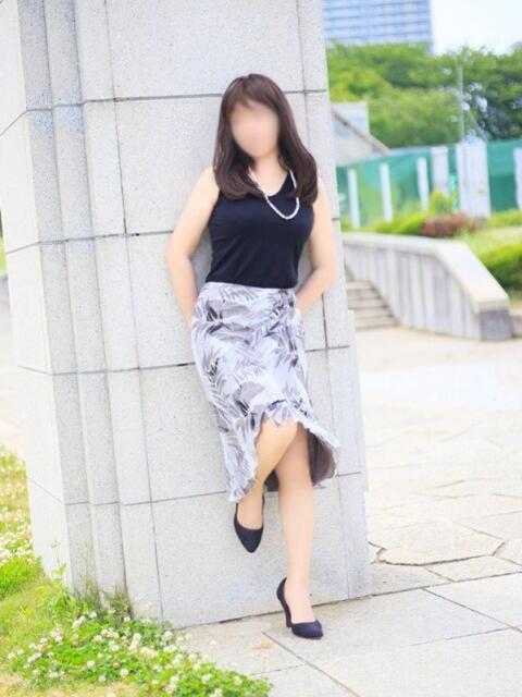 優木 菜々 こあくまな人妻・熟女たち横浜店(KOAKUMAグループ)（人妻・熟女デリヘル）