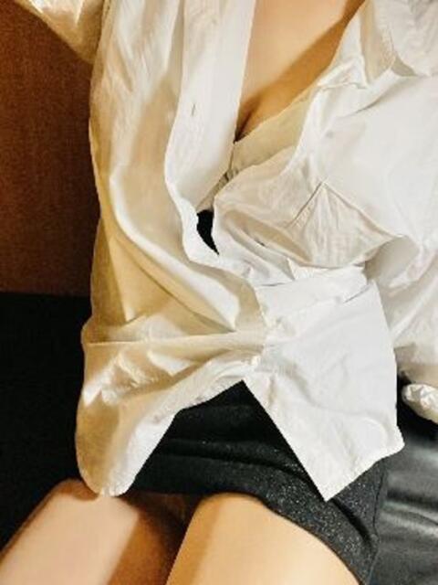 すず チャーミーママ(人妻系デリヘル)