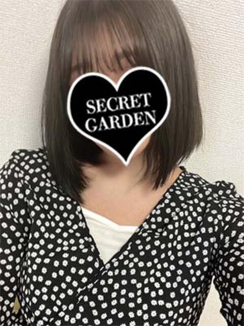 ちか 錦糸町デリヘル人妻専門 秘密の花園-SECRET GARDEN-（人妻デリヘル）