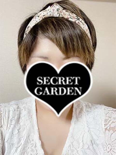 なこ 錦糸町デリヘル人妻専門 秘密の花園-SECRET GARDEN-（人妻デリヘル）