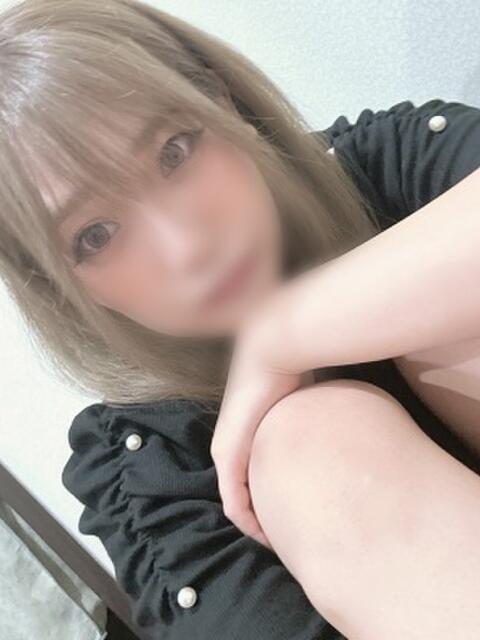 えみか 極痴女専科 eros妻~エロマ~(人妻系デリヘル)