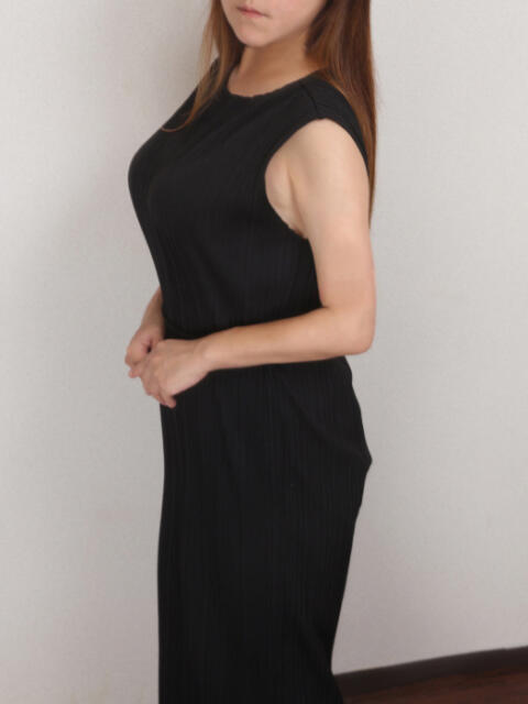 はるな 東京品川奥様リゾート（【非風俗】派遣型メンズエステ）