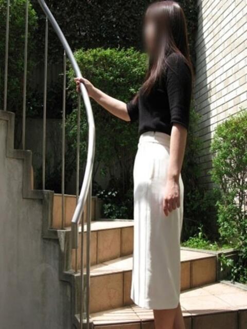 ちづる CLASSY(クラッシー).神戸(待ち合わせ型人妻・淑女デリヘル)