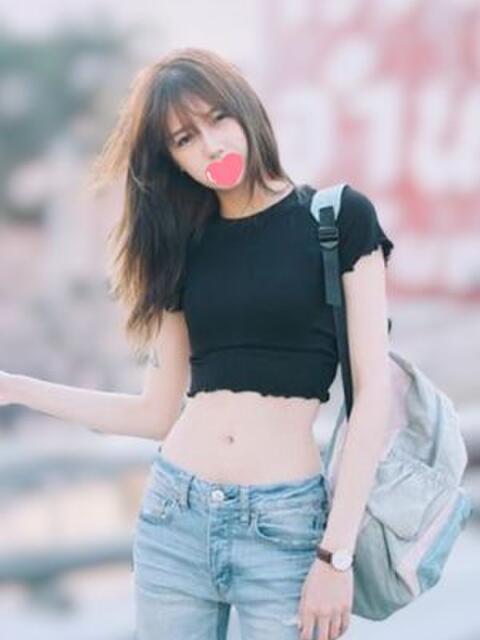 えいみ パジャマでおじゃま（アジアンデリヘル）