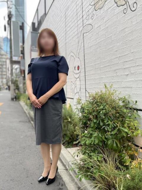 なみ 池袋おかあさん（待ち合わせ型ヘルス）