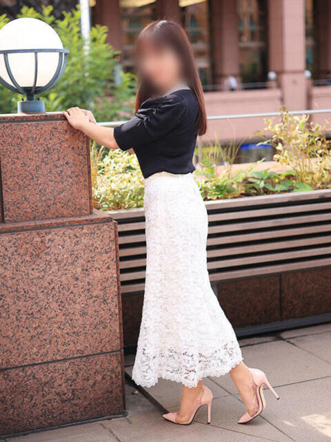 南 東京人妻フォーシーズンズ（人妻・熟女待ち合わせデリヘル）
