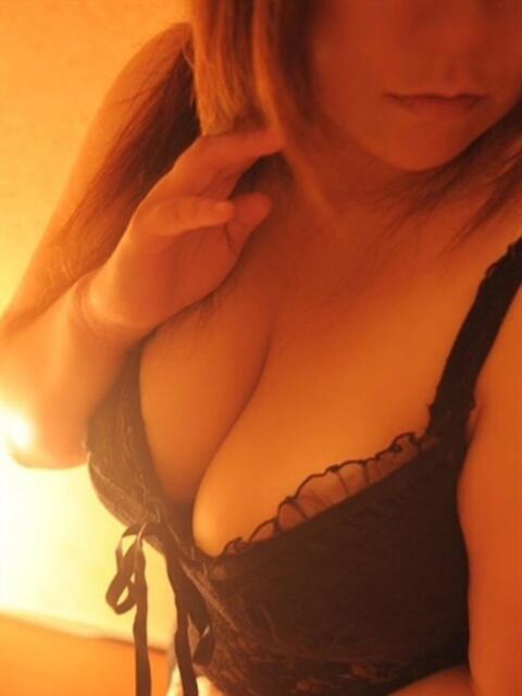 みのり 奥様特急　上野・鶯谷店（駅待ち合わせ型人妻デリヘル）