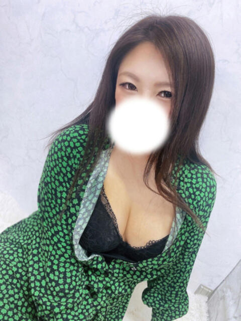 あずさ 奥様特急　上野・鶯谷店（駅待ち合わせ型人妻デリヘル）