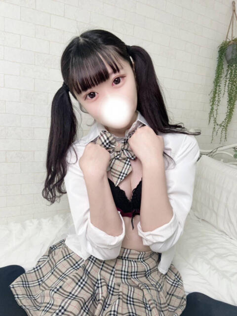 るるみ 山梨　風俗　デリヘル　 『ラブ＆ピース学園』（デリヘル）