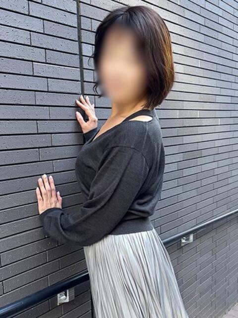 かおる 池袋おかあさん（待ち合わせ型ヘルス）